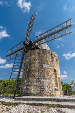 Daudet's windmill - Fontvielle (France) clipart