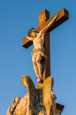 İsa heykeli. Avignon, Fransa