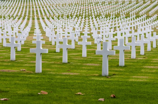 アメリカ第二次世界戦争墓地 — ストック写真