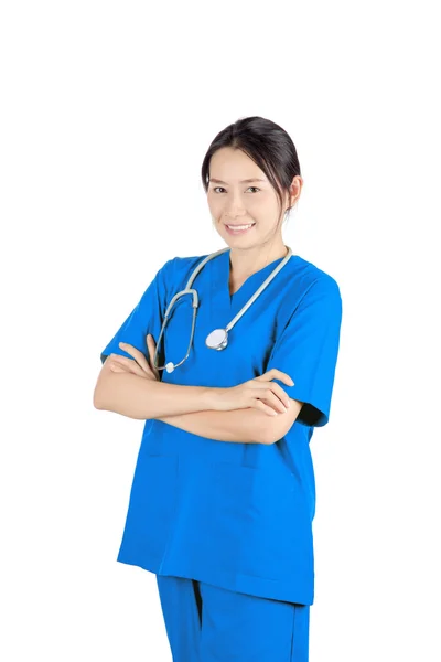 Sorrindo asiático médico feminino com estetoscópio isolado no fundo branco — Fotografia de Stock