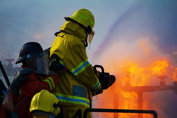 Feuerwehrausbildung — Stockfoto