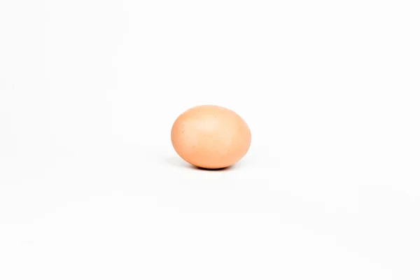 Brown egg isolated on white background — Stock Photo, Image