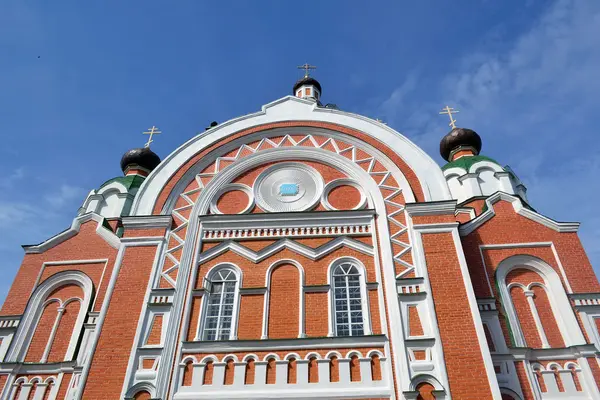 Главный фасад Архангельской церкви Михаила — стоковое фото