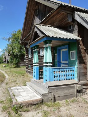 Bir ülkenin ev oyma sundurma