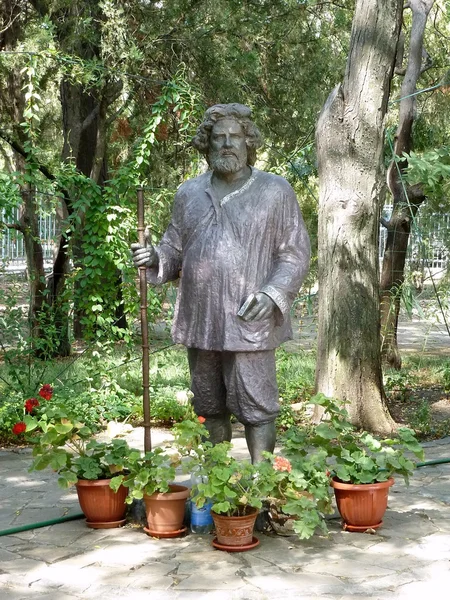 Le monument à Maximilien Voloshin à Koktebel — Photo