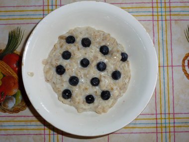 yaban mersini ile yulaf ezmesi