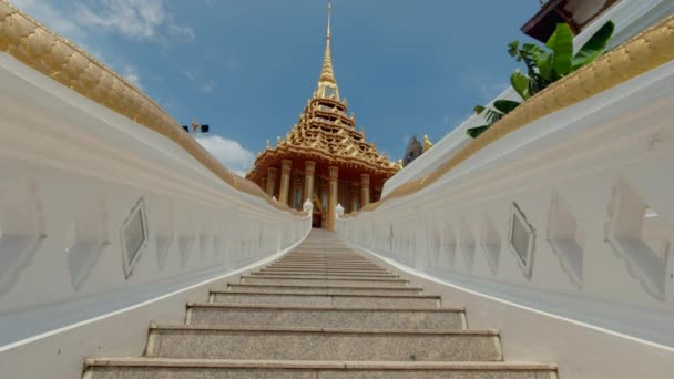 Świątynia Wat Phra Phutthabat w dystrykcie Phra Phutthabat, Saraburi, Tajlandia — Wideo stockowe