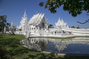 Wat Rong Khun veya Beyaz Tapınak