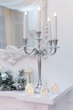 Noel topları şömine