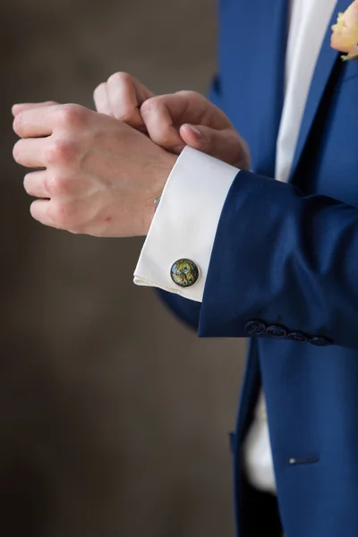 alışılmadık kol düğmeleri damat