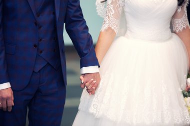 damat ve gelin eller tarafından kaldığımız