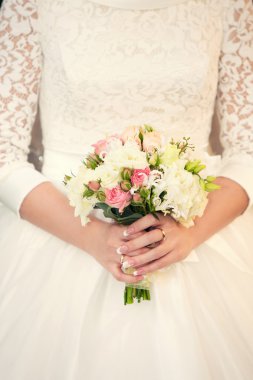 ellerde nazik gelin buketi