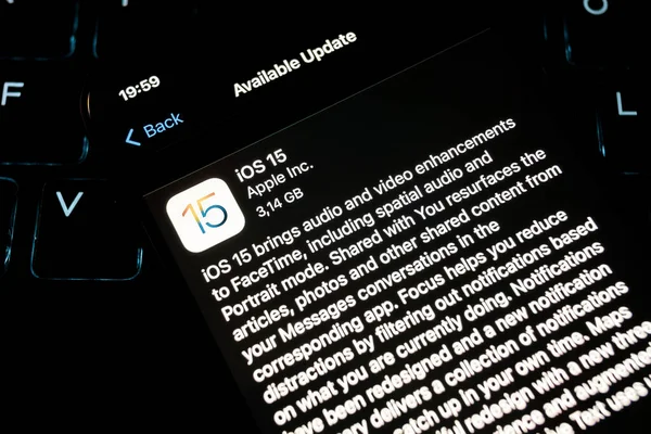 Vienna Austria September 2021 Iphone Ios Update Screen Close New — Stock Photo, Image