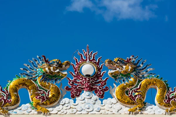 Gökyüzündeki ejderha