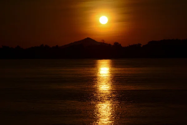 Khong river on sunset — Stock Photo, Image