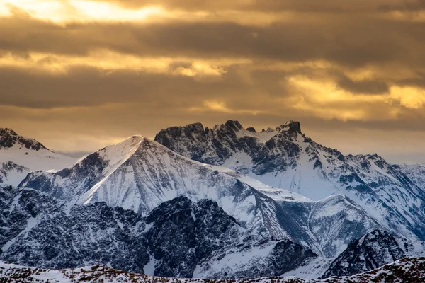 Alplerde günbatımı