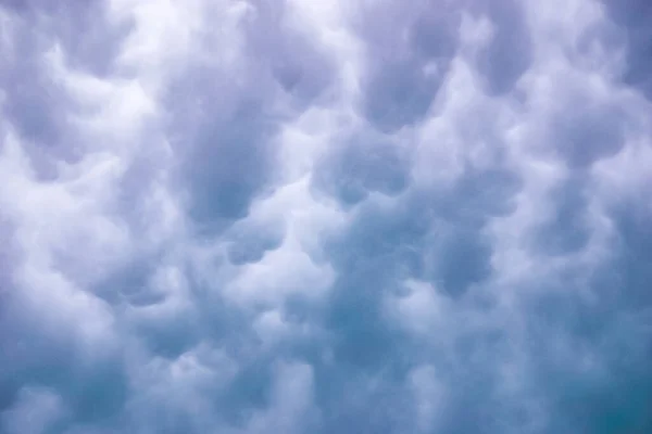 Gris Oscuro Burbujeante Nubes Tormentosas Patrones Texturas — Foto de Stock
