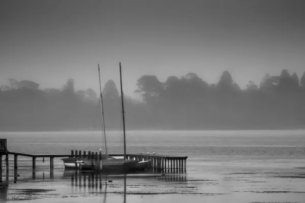 Sail Boats Moored Lake Wendouree Jetty Cold Misty Morning — Stock Photo, Image