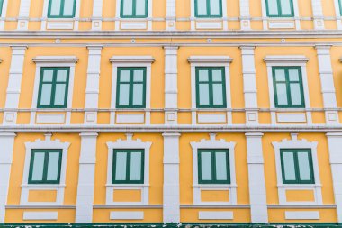 Yeşil pencere desen