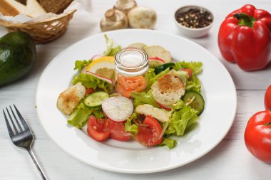 sebze zeytin yağı salata