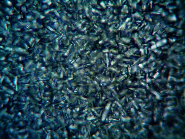 Микроскопическая Фотография Самодельных Кристаллов — стоковое фото