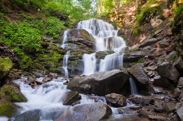 Ukrainian Carpathians, waterfall Shypit. — Stock Photo, Image