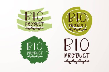 Vejetaryen, vejetaryen, çiğ, eko, biyoloji, doğal, taze, glüten ve GDO besin diyeti içeren el yapımı rozetler ve etiketler.