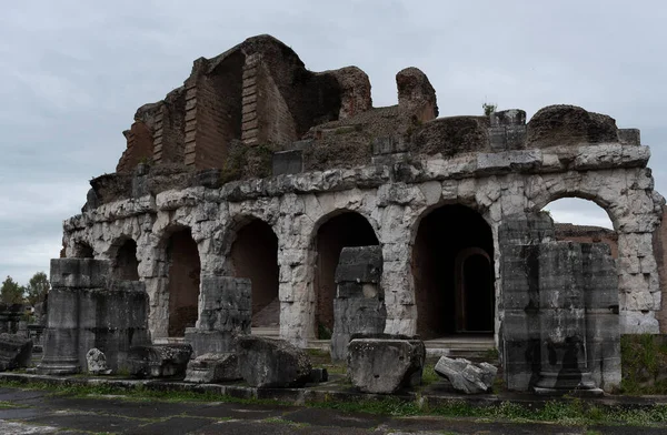 Anfiteatro Romano Veduta Esterna Dell Arena Delle Antiche Rovine Sullo — Foto Stock