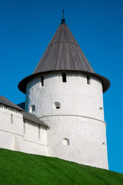 Torre Sudoeste do Kremlin Kazan. É exemplo do Pskov st — Fotografia de Stock