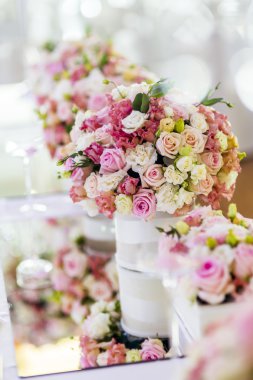Güzel güller ile dekorasyon