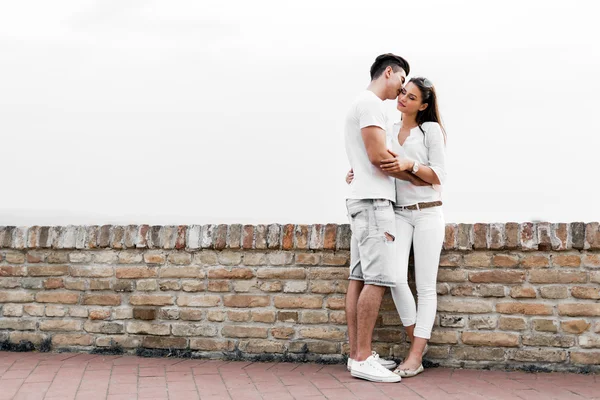Couple in love being close to each other — Stock Photo, Image