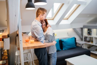 aşk sarılma, Çift