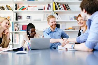 İşinde başarılı ortaklık