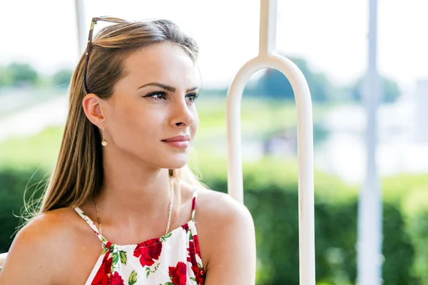 Woman travelling on a scenic railway — Stock Photo, Image