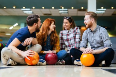 Bowling Club zevk arkadaş