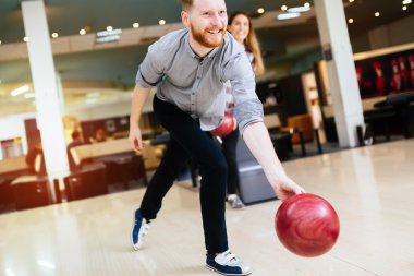 Bowling Club zevk arkadaş