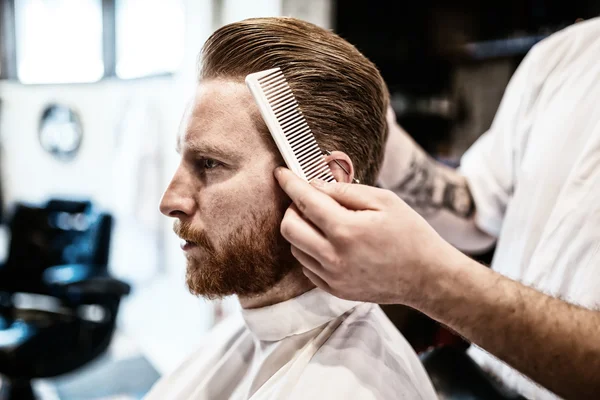 Peinados de cabello y peinado —  Fotos de Stock