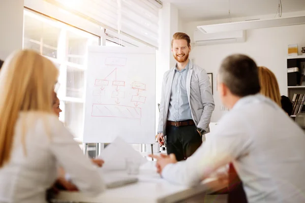 Ondernemers samen in office — Stockfoto