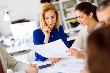 Beyin fırtınası başarılı iş ortakları