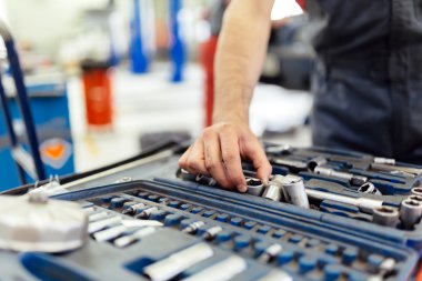 Araba tamircisi doğru aracı seçme