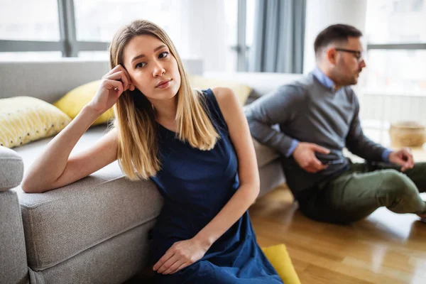 Familia Problema Concepto Quarell People Pareja Infeliz Discutiendo Casa — Foto de Stock