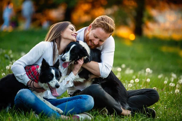 Romantic Happy Couple Love Enjoying Time Pets Outdoor — Stock Photo, Image