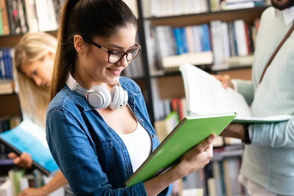 Happy University Students Friends Studying Books University — Stock Photo, Image