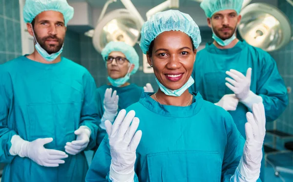 Het Ziekenhuisteam Klaar Voor Operatie Heathcare Ziekenhuis Verzekeringsconcept — Stockfoto