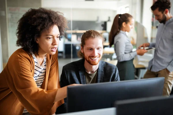 Softwareingenieure Arbeiten Unternehmen Projekten Und Programmierung — Stockfoto