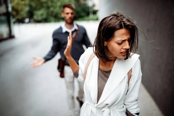 Sad Young Woman Man Outdoor Street Having Relationship Problems Conflicts — Stock Photo, Image