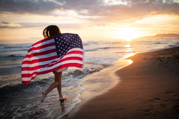 Cheerful Excited Woman Outdoors Beach Holding Usa Flag Having Fun — Stock Photo, Image