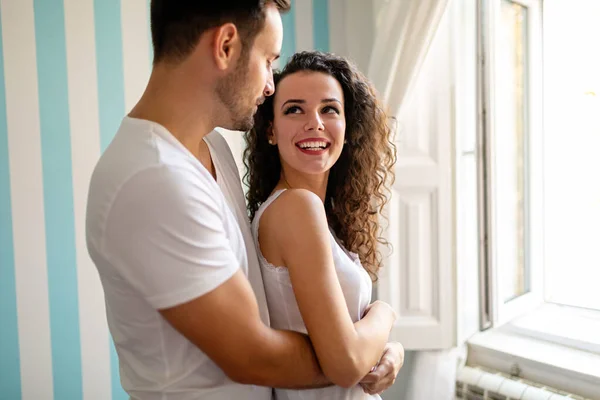 Couple Sensuel Passer Matinée Ensoleillée Ensemble Maison — Photo