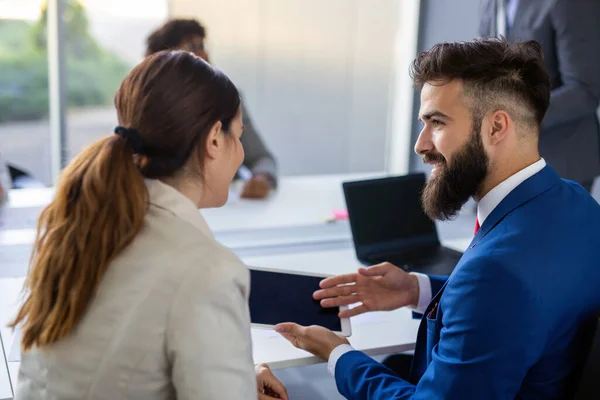 Porträt Von Architekten Geschäftsleuten Gespräch Büro — Stockfoto