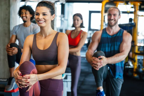 Happy Fit People Exercising Working Out Gym Stay Healthy Together — Stock Photo, Image